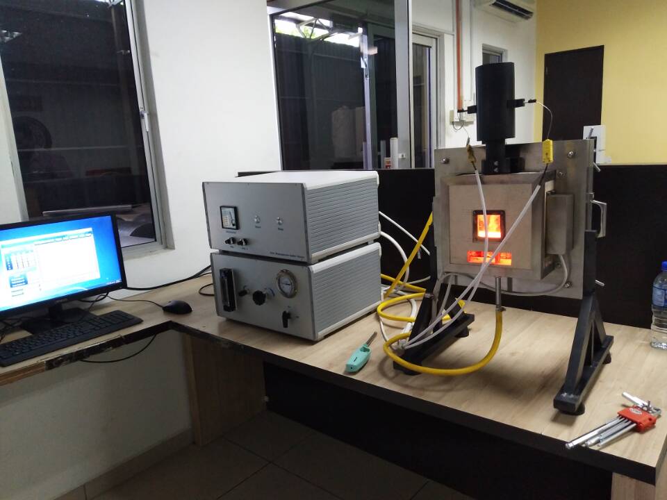 BS 476 Partie 6 Testeur de propagation du feu.jpg